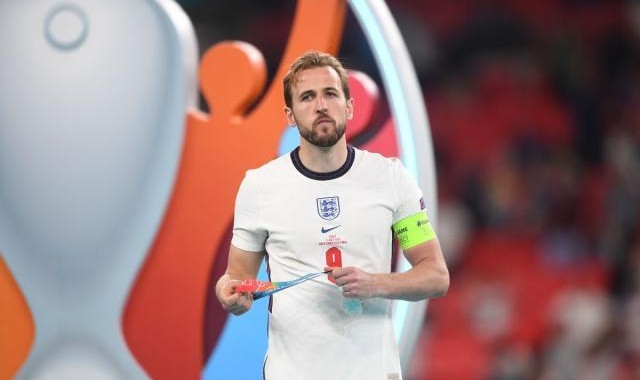 华体会体育-凯恩“罢训”毁誉各半 热刺连吞强援不用平账吗？