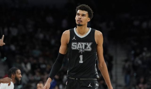 华体会体育-揭秘文班患血栓赛季报销内情！看齐莺歌满血复活？