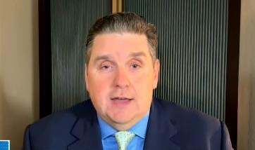 文胖：每场NBA总决赛价值1亿美元，总裁萧华希望打6-7场