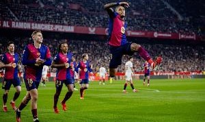 华体会hth登录-拉菲尼亚本赛季巴萨参与进球数50个，此前他单赛季最高纪录仅22个