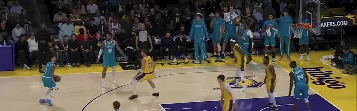 华体会hth登录-雷迪克仍是不粘锅！谈防守亲承自己有布置，甩锅球员强度不够！