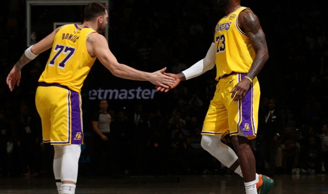 华体会体育-东契奇和里夫斯的出色表现，詹姆斯如何评价？湖人重返前三在变强|掘金|NBA常规赛|奥斯汀·里夫斯|卢卡-东契奇|洛杉矶湖人队_新浪体育_新浪新闻