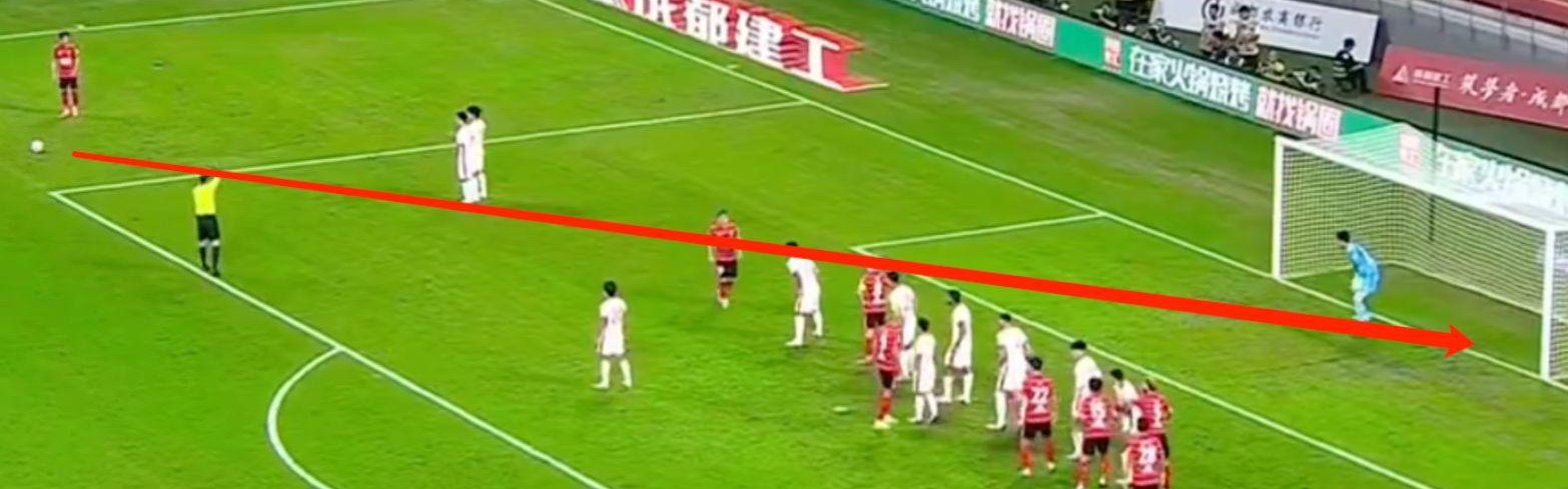 华体会体育-赛季第10球！30岁韦世豪20米任意球暴力抽射破门 或成国足新箭头