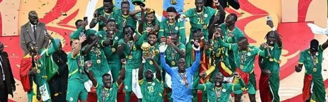 华体会登入-真男人马内带队夺冠 塞内加尔可看的不止罢赛闹剧